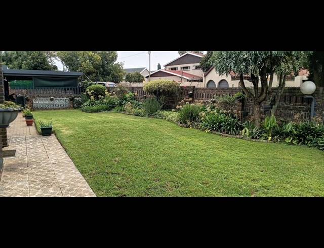 5 BEDROOM HOUSE FOR SALE IN DELMAS